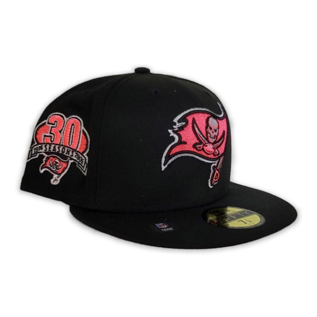 New Era Tampa Bay Buccaneers Black/Pink 30th Season Patch 59FIFTY Fitted Hat