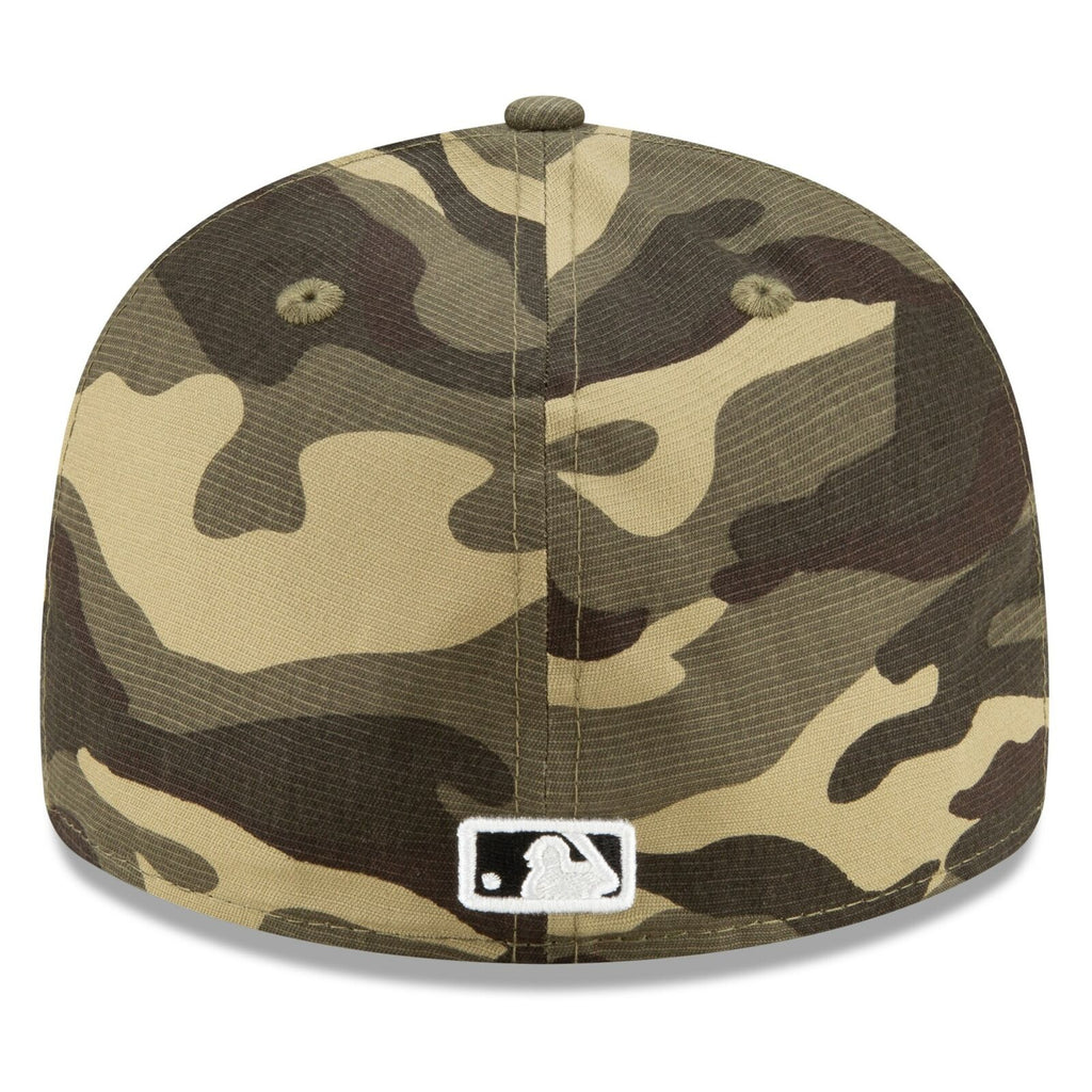 New Era Boston Red Sox 2021 Camo Armed Forces Day On-Field Low Profile 59FIFTY Fitted Hat