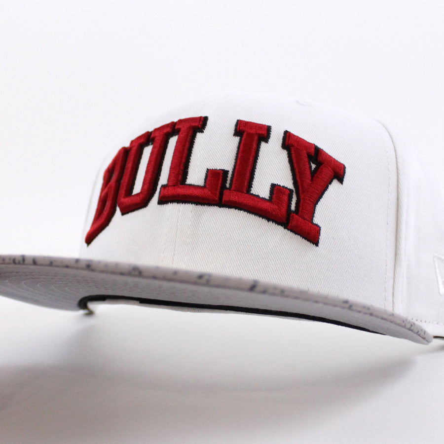 New Era Bully White/Red 59FIFTY Fitted Hat