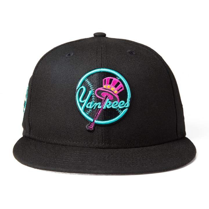 New Era New York Yankees Neon Lights 59FIFTY Fitted Hat