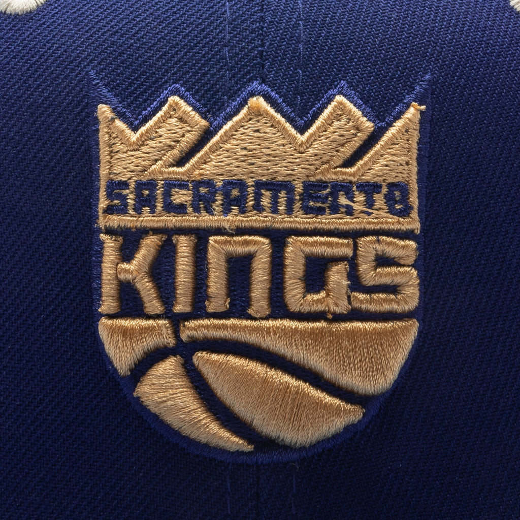 New Era x Feature Sacramento Kings Navy/Sky/Tan 2023 59FIFTY Fitted Hat
