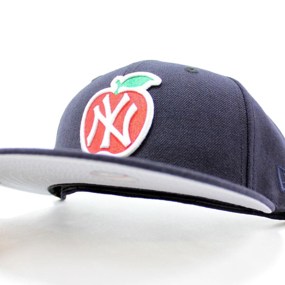 New Era New York Yankees Big Apple 59FIFTY Fitted Hat