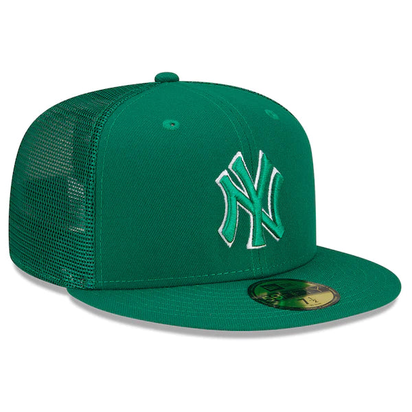 New Era  New York Yankees 2022 St. Patrick's Day On-Field 59FIFTY Fitted Hat