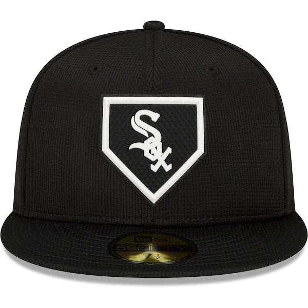 New Era Chicago White Sox Black 2022 Clubhouse 59FIFTY Fitted Hat