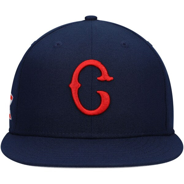 Rings & Crwns  Cleveland Buckeyes Team Fitted Hat - Navy