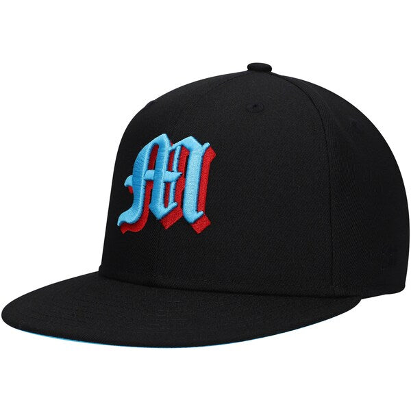 Rings & Crwns  Miami Giants Team Fitted Hat - Black
