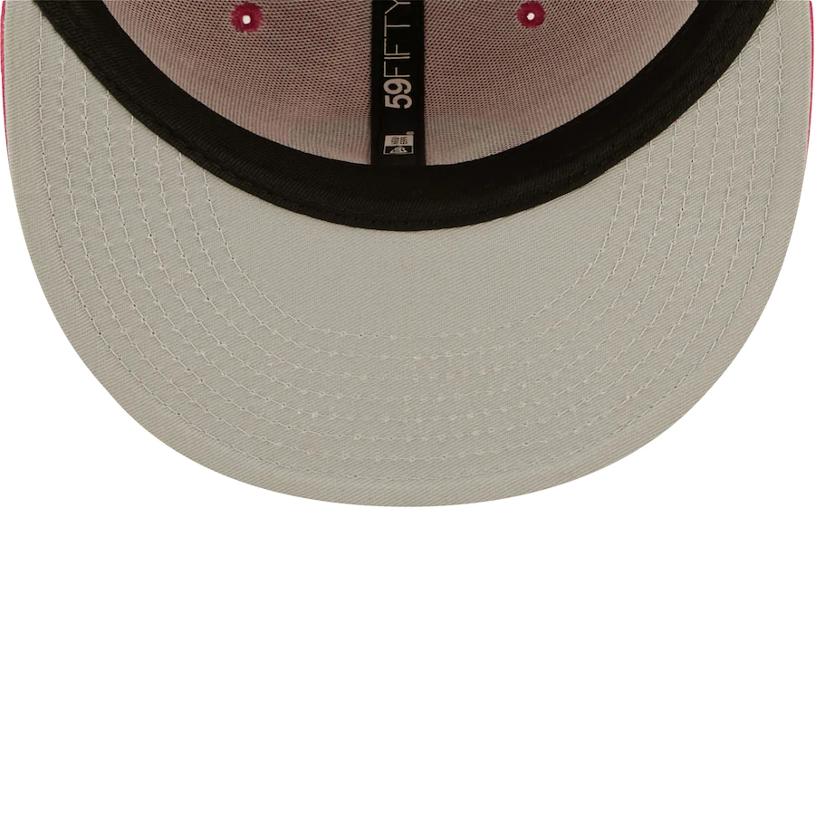 New Era Cincinnati Reds Hot Pink 59FIFTY Fitted Hat