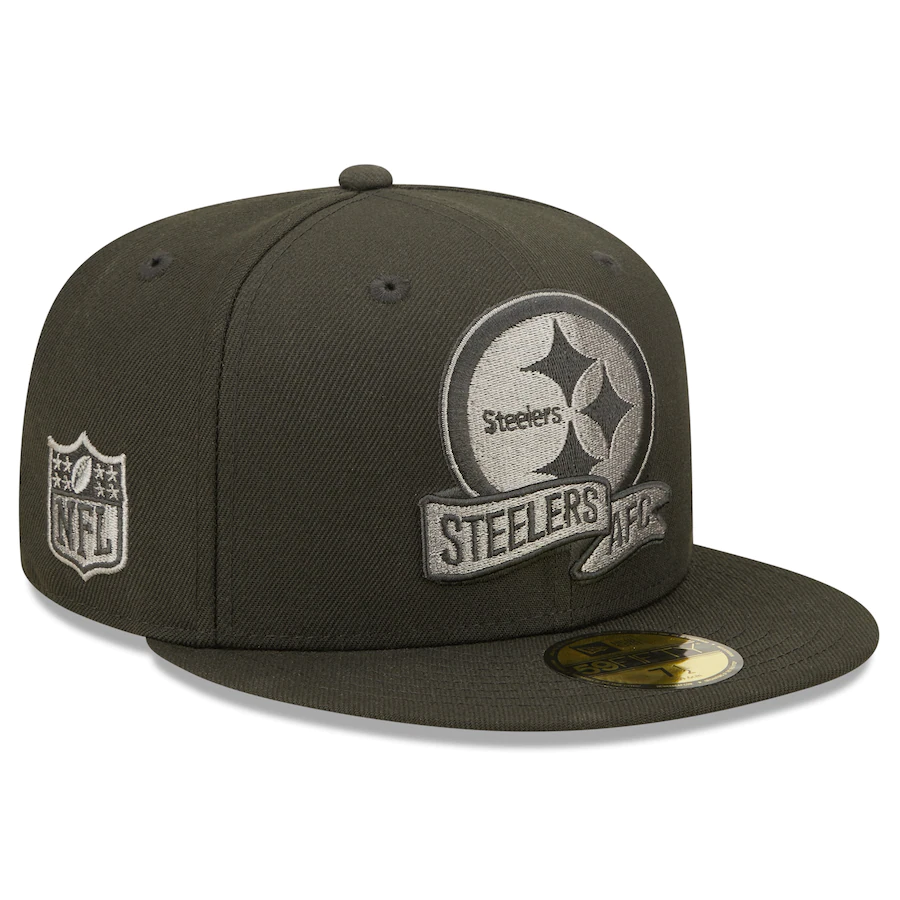 New Era Pittsburgh Steelers Black Tonal 2022 Sideline 59FIFTY Fitted Hat