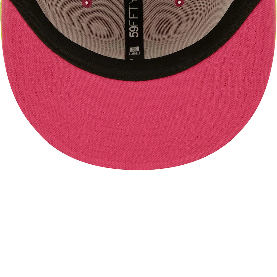 New Era Chicago Cubs Pink 2016 World Series Champions Beetroot Cyber 59FIFTY Fitted Hat