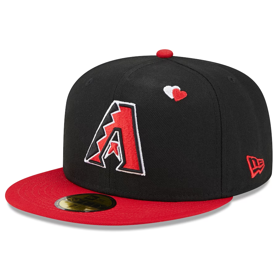 New Era Arizona Diamondbacks Black/Red Hearts 2023 59FIFTY Fitted Hat