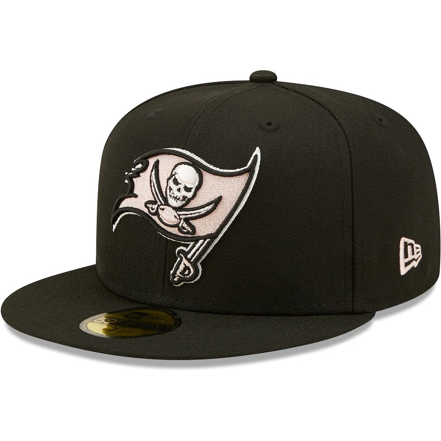 New Era Black Tampa Bay Buccaneers 30 Seasons Pink Undervisor 59FIFTY Fitted Hat