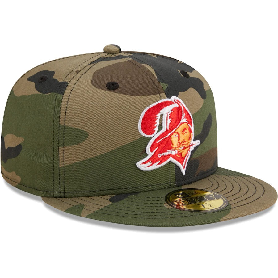 New Era Tampa Bay Buccaneers Camo Historic Woodland 59FIFTY Fitted Hat