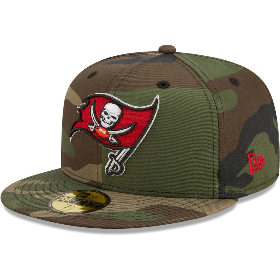 New Era Tampa Bay Buccaneers Camo Woodland 59FIFTY Fitted Hat