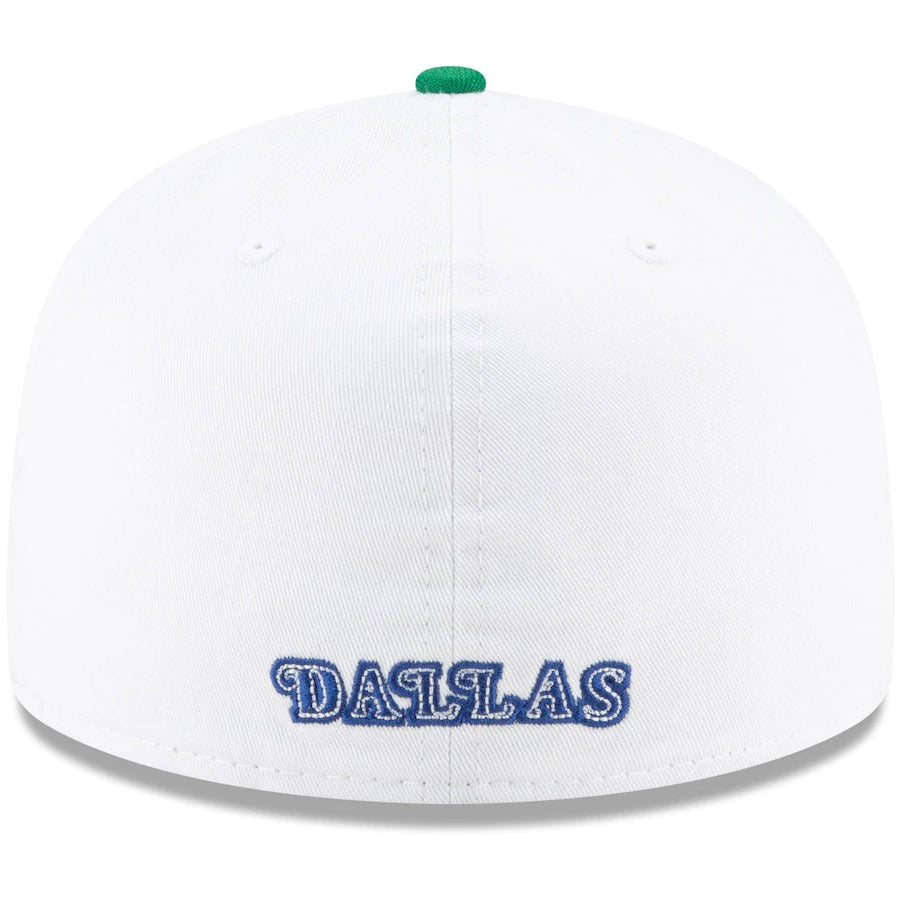 New Era Dallas Mavericks White/Kelly Green Hardwood Classics 59FIFTY Fitted Hat