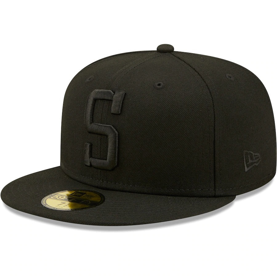 New Era Pittsburgh Steelers Black on Black Alternate Logo 59FIFTY Fitted Hat