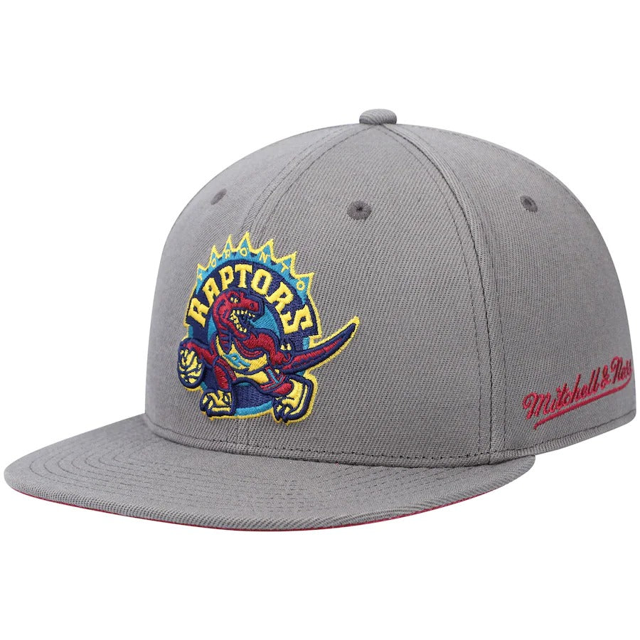 Mitchell & Ness Toronto Raptors Charcoal Hardwood Classics Carbon Cabernet Inaugural Season Fitted Hat