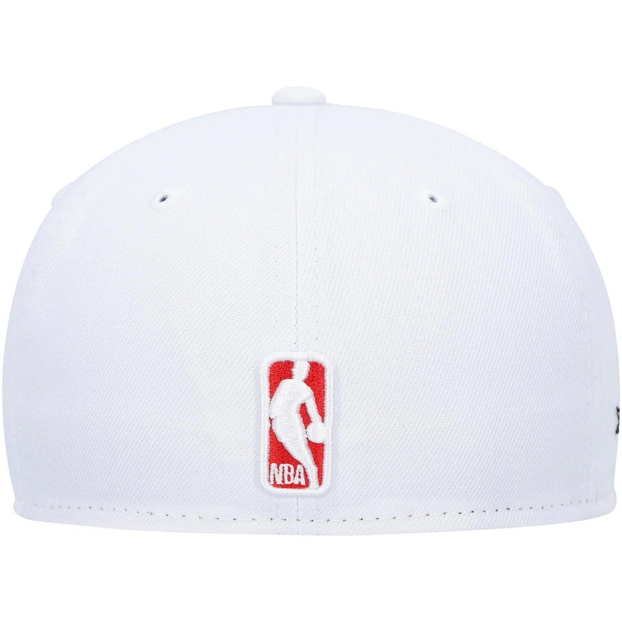 New Era Chicago Bulls White 6x NBA Finals Champions Side Patch Collection 59FIFTY Fitted Hat