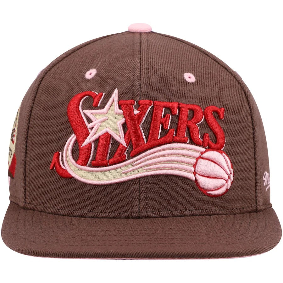 Mitchell & Ness Philadelphia 76ers Brown Anniversary Hardwood Classics Brown Sugar Bacon Fitted Hat