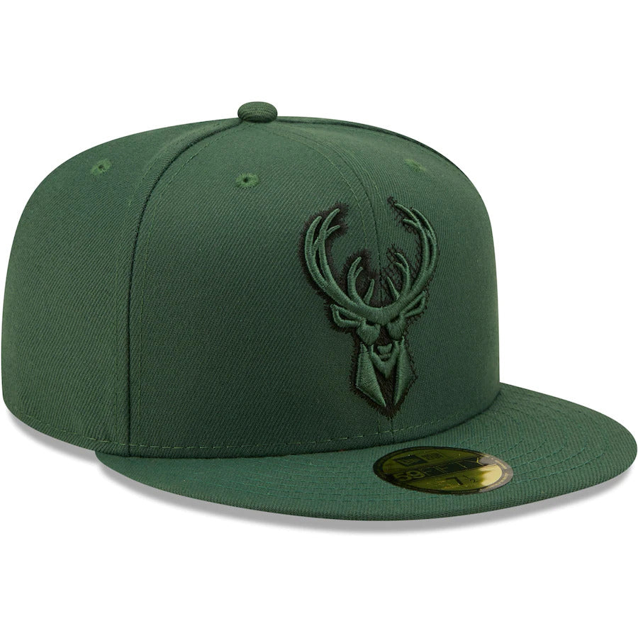 New Era Hunter Green Milwaukee Bucks Scored 59FIFTY Fitted Hat