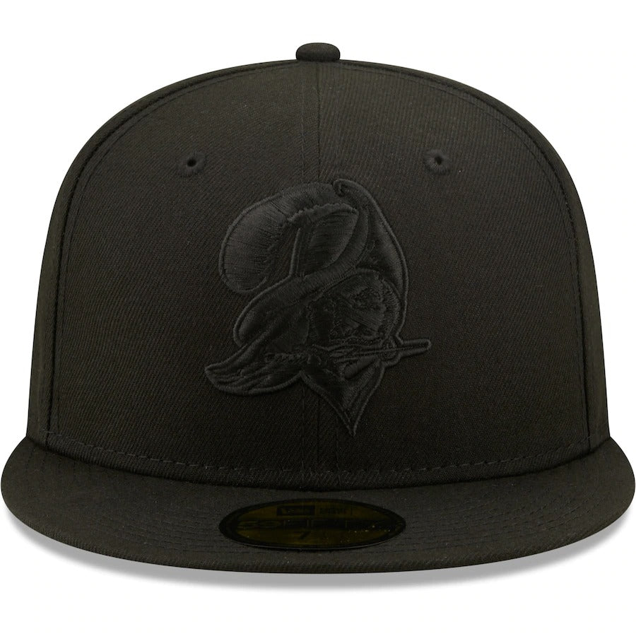 New Era Tampa Bay Buccaneers Black on Black Alternate Historic Logo 59FIFTY Fitted Hat