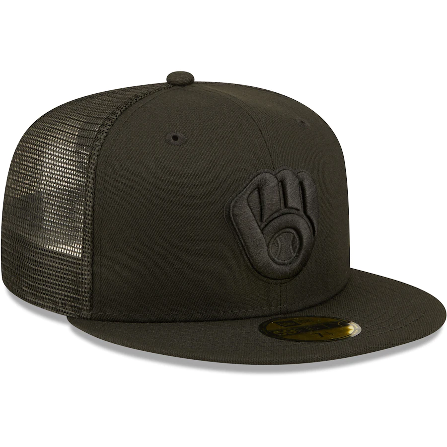 New Era Milwaukee Brewers Blackout Trucker 59FIFTY Fitted Hat