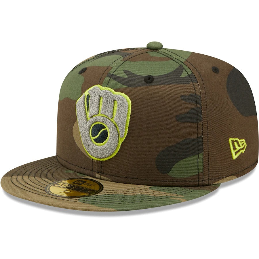 New Era Milwaukee Brewers Camo Cooperstown Collection 1982 World Series Woodland Reflective Undervisor 59FIFTY Fitted Hat