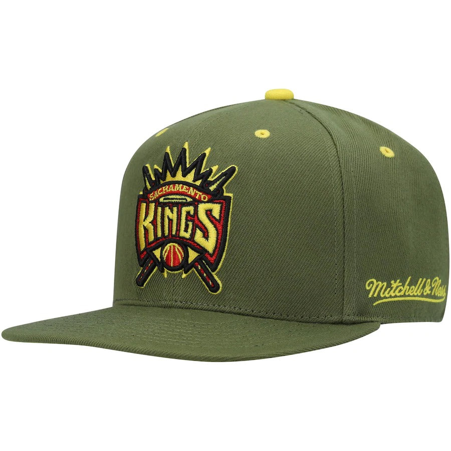 Mitchell & Ness x Lids Sacramento Kings Olive NBA Draft Hardwood Classics Dusty Fitted Hat