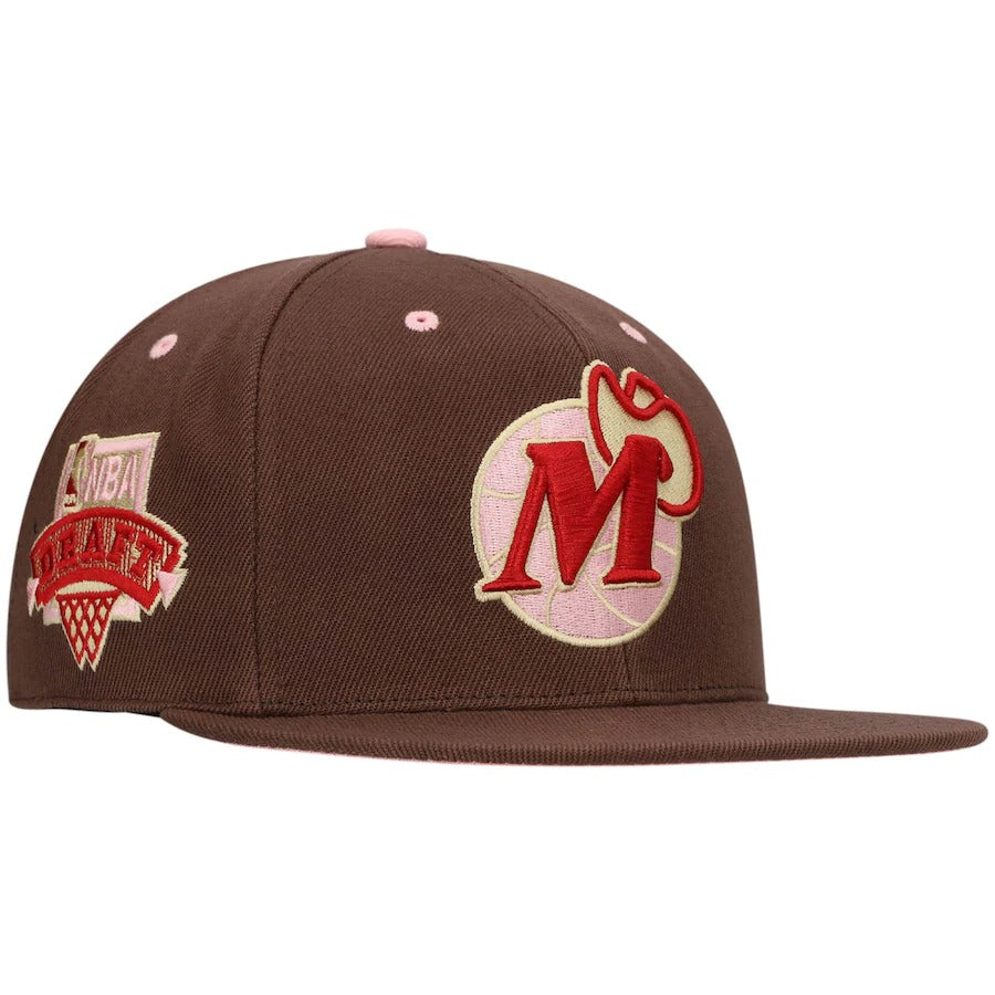 Mitchell & Ness Dallas Mavericks Brown Hardwood Classics NBA Draft Brown Sugar Bacon Fitted Hat