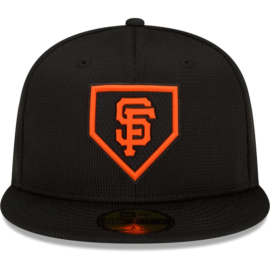 New Era San Francisco Giants Black/Orange 2022 Clubhouse 59FIFTY Fitted Hat