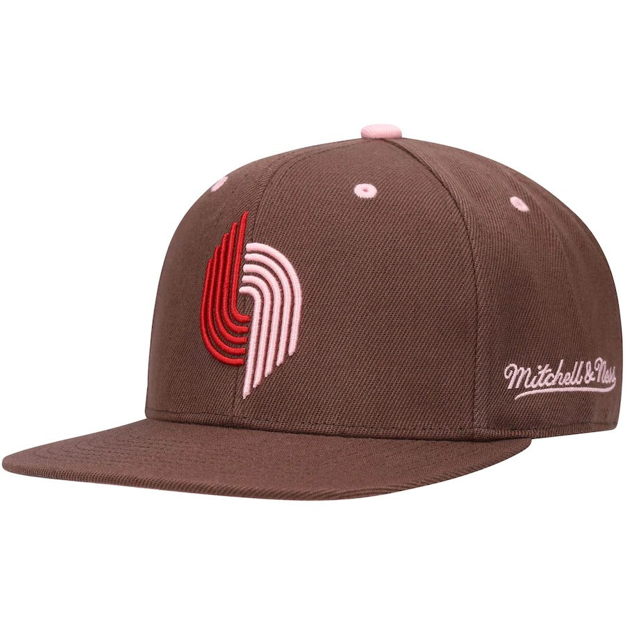 Mitchell & Ness Portland Trail Blazers Brown NBA Draft Hardwood Classics Brown Sugar Bacon Fitted Hat