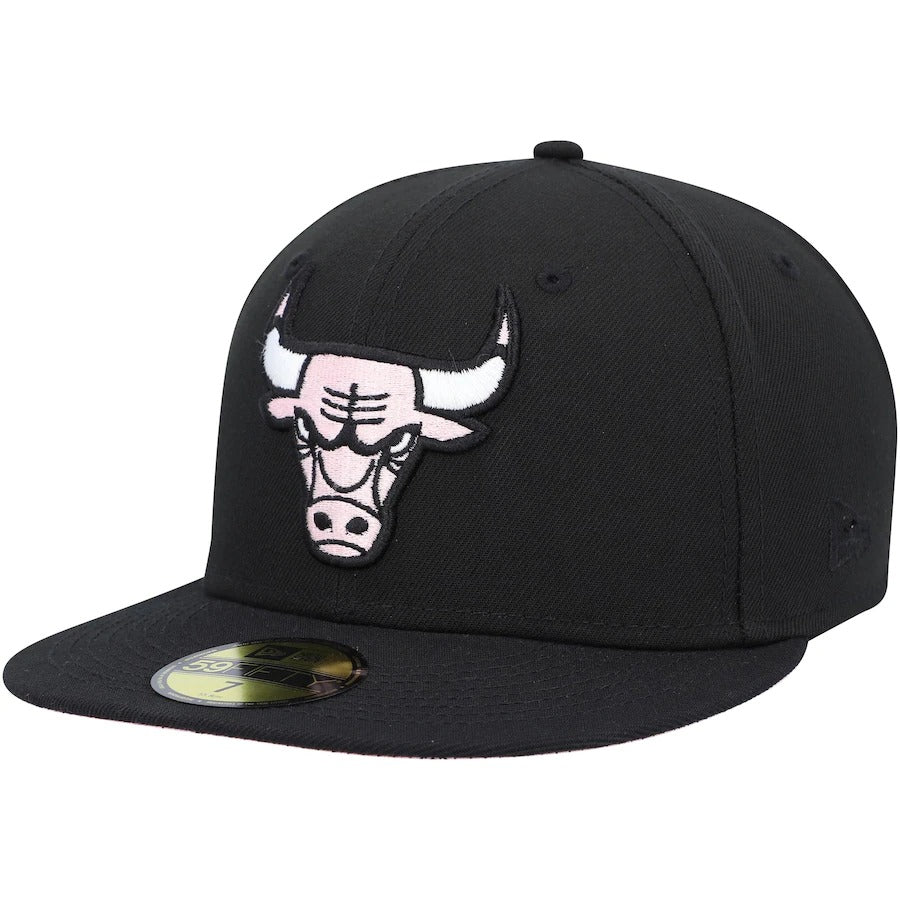New Era Chicago Bulls Black 6x NBA Finals Champions Side Patch Collection 59FIFTY Fitted Hat