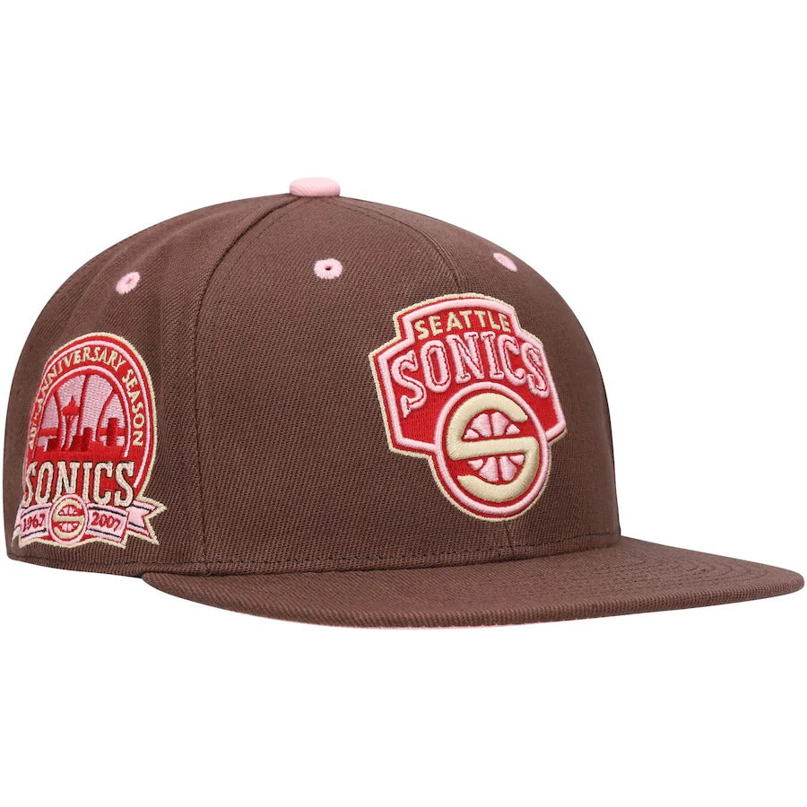 Mitchell & Ness Seattle SuperSonics Brown 40th Anniversary Hardwood Classics Brown Sugar Bacon Fitted Hat